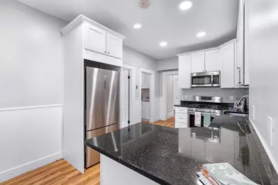 22 Auburn St. #1, Malden, MA 02148 - Photo 2