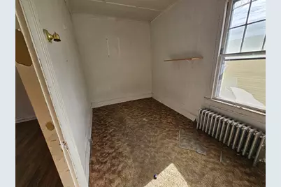 24 Spring St, North Adams, MA 01247 - Photo 18