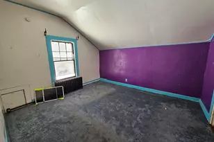 24 Spring St, North Adams, MA 01247 - Photo 6