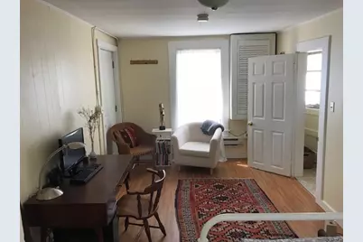 697 Main Street #4, Amherst, MA 01002 - Photo 2