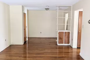 14 Grove St, Arlington, MA 02476 - Photo 4