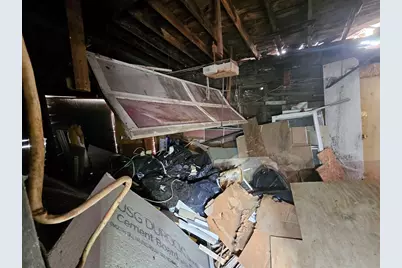 27 Hall St, North Adams, MA 01247 - Photo 28