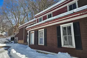 27 Hall St, North Adams, MA 01247 - Photo 30