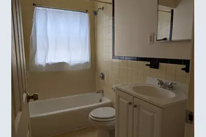 14A Grove St #9, Arlington, MA 02476 - Photo 6