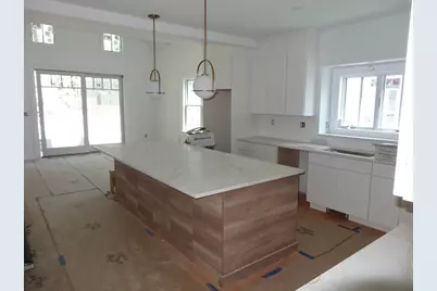 81 Johnson Woods Drive #81, Reading, MA 01867 - Photo 2