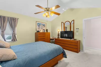 69 Santoro Rd, Worcester, MA 01606 - Photo 16