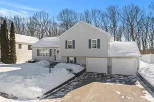 69 Santoro Rd, Worcester, MA 01606 - Photo 2