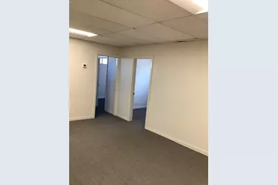 400 Hillside Av #11, Needham, MA 02494 - Photo 2