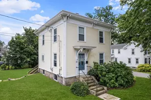 880 Washington St, Holliston, MA 01746 - Photo 1