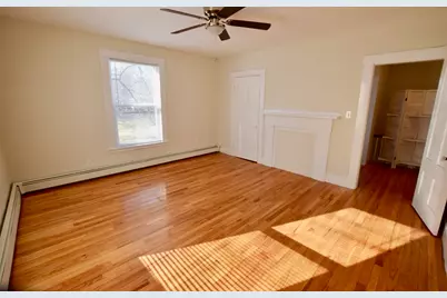 880 Washington Street, Holliston, MA 01746 - Photo 14