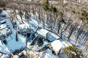 15 Flagg Cir, Waltham, MA 02453 - Photo 8