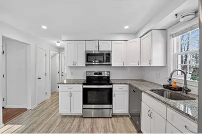 15 Flagg Cir, Waltham, MA 02453 - Photo 18