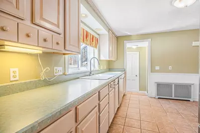 120 Bridle Path Rd, Springfield, MA 01118 - Photo 10