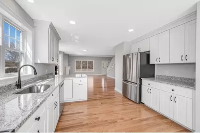 19 Louis Farm Road #19, Dracut, MA 01826 - Photo 14