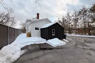 28 Eastford Rd, Southbridge, MA 01550 - Photo 24