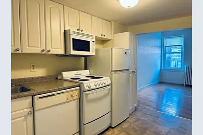 17 South Russell St #5, Boston, MA 02114 - Photo 1