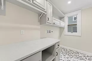 15 Phelps St, Salem, MA 01970 - Photo 18