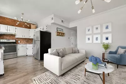 158 F St #2, Boston, MA 02127 - Photo 4