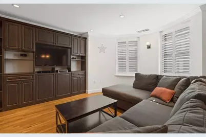 78 Gainsborough St #304E, Boston, MA 02115 - Photo 2