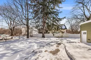 74 Main St, Saugus, MA 01906 - Photo 32