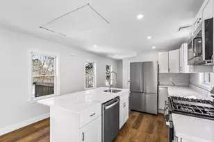 74 Main St, Saugus, MA 01906 - Photo 16