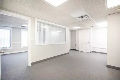 733 Memorial Ave, West Springfield, MA 01089 - Photo 12