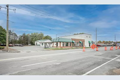 733 Memorial Ave, West Springfield, MA 01089 - Photo 2