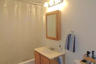 26 Greenleaves Dr, Amherst, MA 01002 - Photo 10