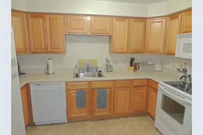 26 Greenleaves Drive #635, Amherst, MA 01002 - Photo 4