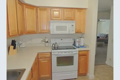 26 Greenleaves Drive #635, Amherst, MA 01002 - Photo 6