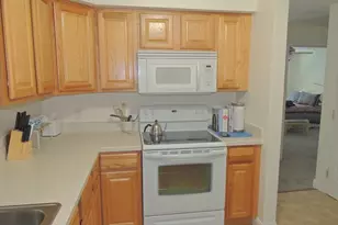 26 Greenleaves Dr, Amherst, MA 01002 - Photo 6