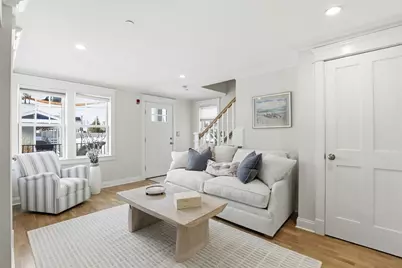25 Howland St #2, Plymouth, MA 02360 - Photo 6