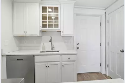 25 Howland St #2, Plymouth, MA 02360 - Photo 14