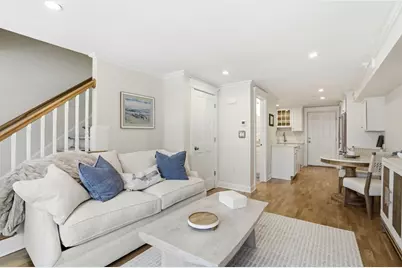 25 Howland St #2, Plymouth, MA 02360 - Photo 8