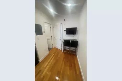 21 Fifth St #11, Chelsea, MA 02150 - Photo 2
