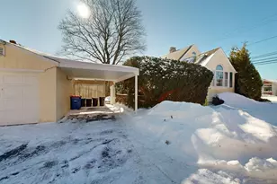 2800 Acushnet Ave, New Bedford, MA 02745 - Photo 10