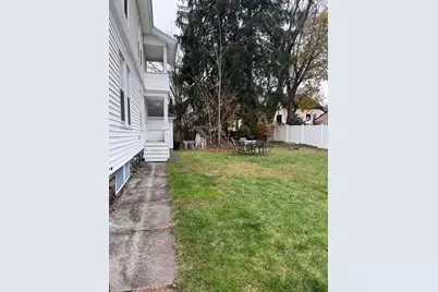 52 Lincoln St #1, North Andover, MA 01845 - Photo 2