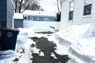 52 Lincoln St, North Andover, MA 01845 - Photo 14