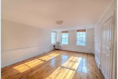 31 Mugford St. #2, Marblehead, MA 01945 - Photo 12