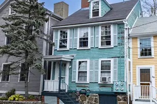 31 Mugford St, Marblehead, MA 01945 - Photo 1