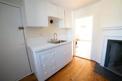 31 Mugford St. #2, Marblehead, MA 01945 - Photo 12