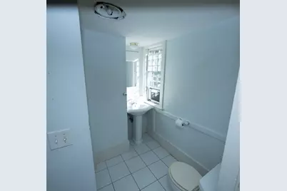 31 Mugford St. #2, Marblehead, MA 01945 - Photo 6