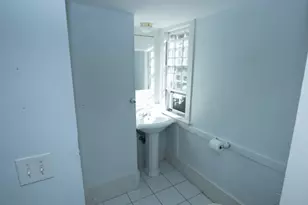 31 Mugford St, Marblehead, MA 01945 - Photo 6