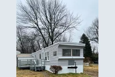 350 West Street #3, Ludlow, MA 01056 - Photo 1