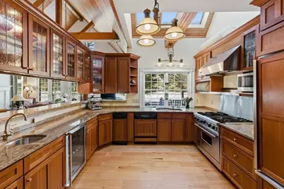 61 Airpark Dr, Falmouth, MA 02536 - Photo 10