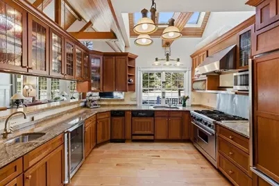 61 Airpark Dr, Falmouth, MA 02536 - Photo 10