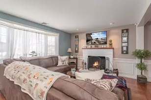 28 Linden St, Taunton, MA 02780 - Photo 6