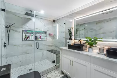 159-161 Howe St, Methuen, MA 01844 - Photo 6