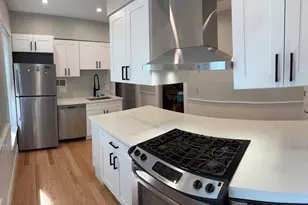 57 Hawthorne St, Somerville, MA 02144 - Photo 2