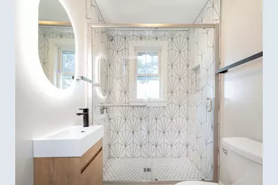 57 Hawthorne St #2, Somerville, MA 02144 - Photo 6